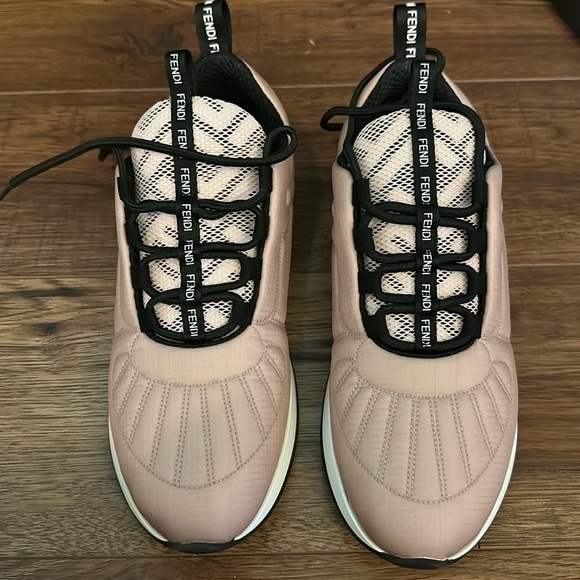 Fendi Rockoko - Picture 2 of 7